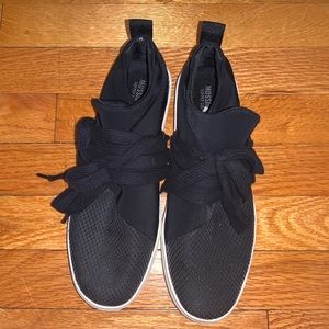 Black Chic Sneakers
